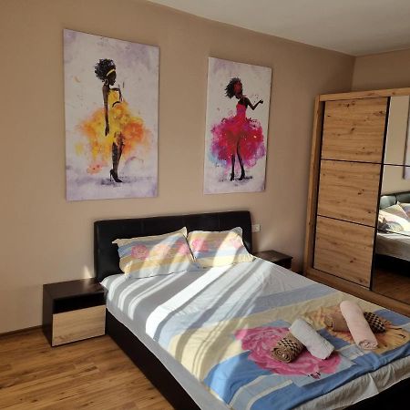 Elisa Apartment 20A Center-Skopje Ngoại thất bức ảnh
