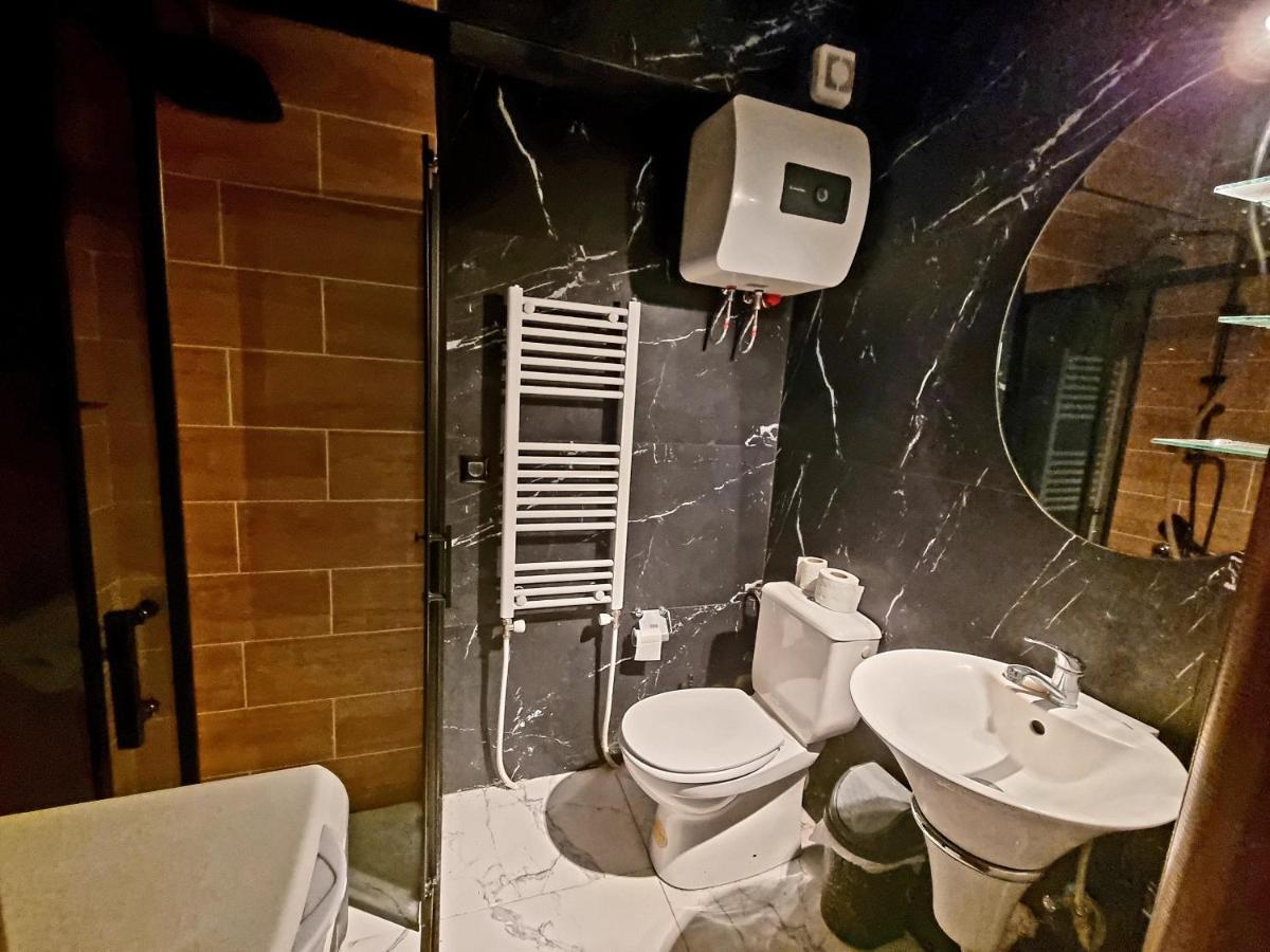 Elisa Apartment 20A Center-Skopje Ngoại thất bức ảnh