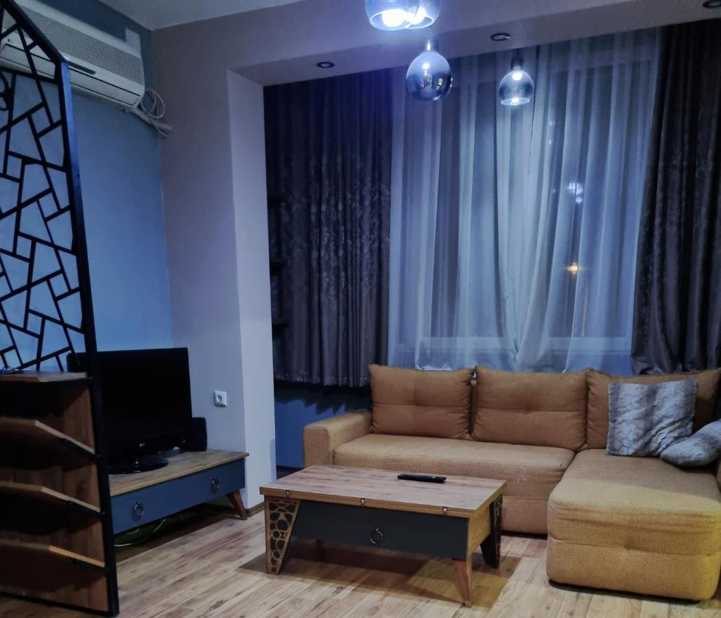 Elisa Apartment 20A Center-Skopje Ngoại thất bức ảnh